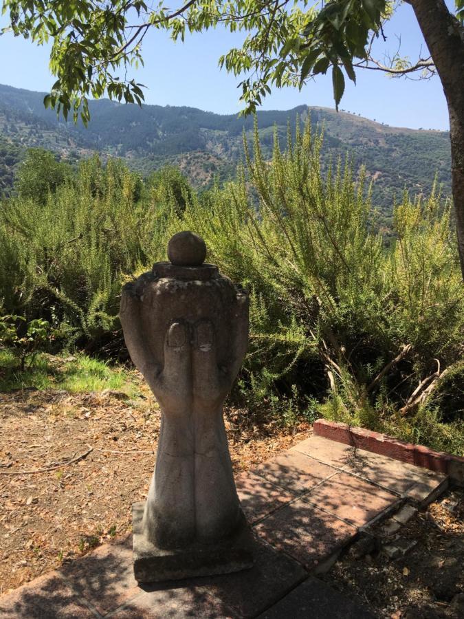 מלון Júzcar Secret Garden Retreats מראה חיצוני תמונה